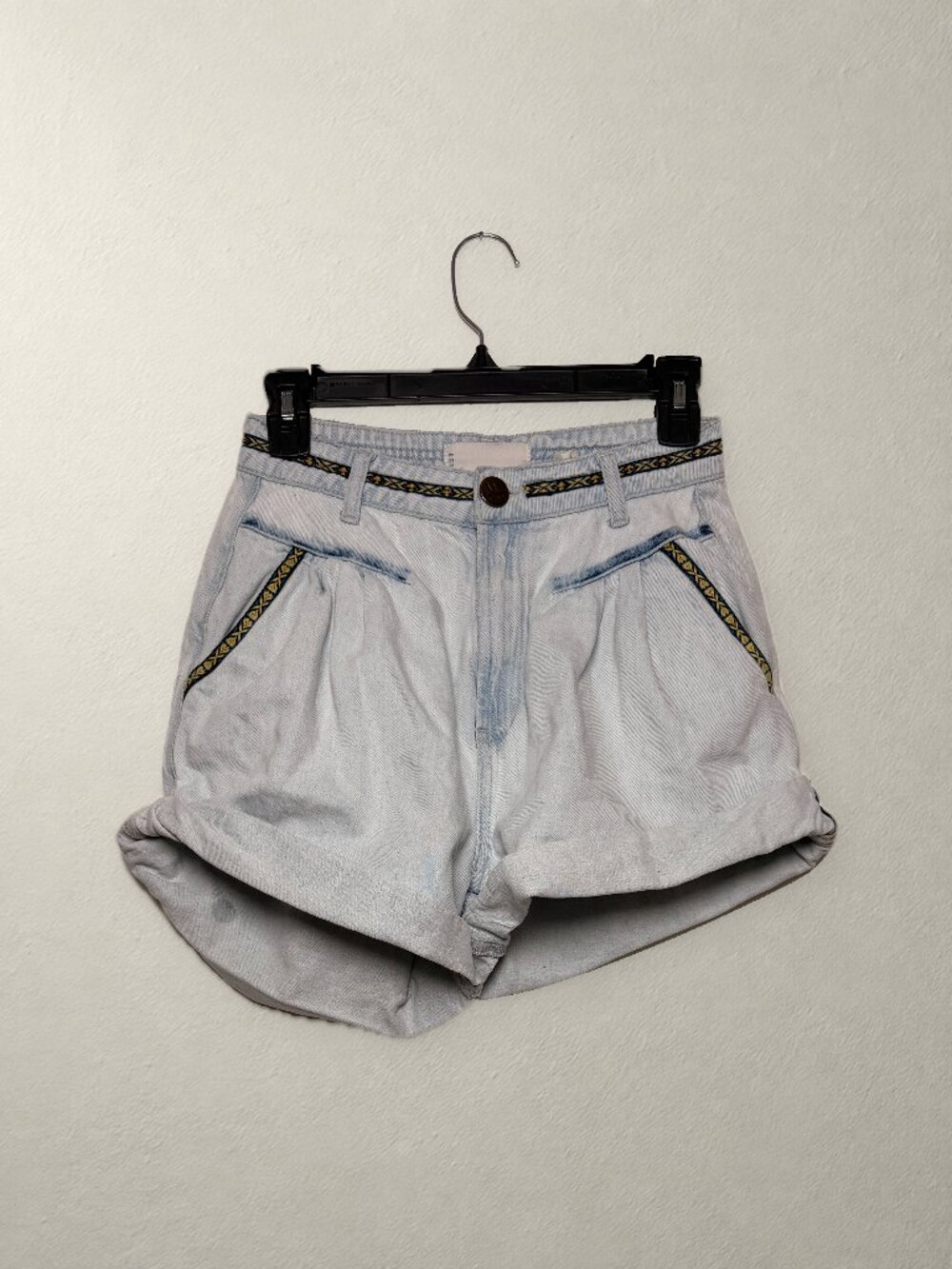 One Teaspoon Light Wash Pleated High Waist Cuffed Denim Shorts Embroidered 25